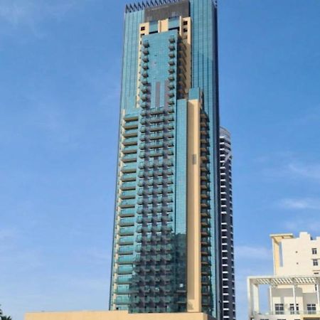 Sky View Tower Apartments Dubái Exterior foto