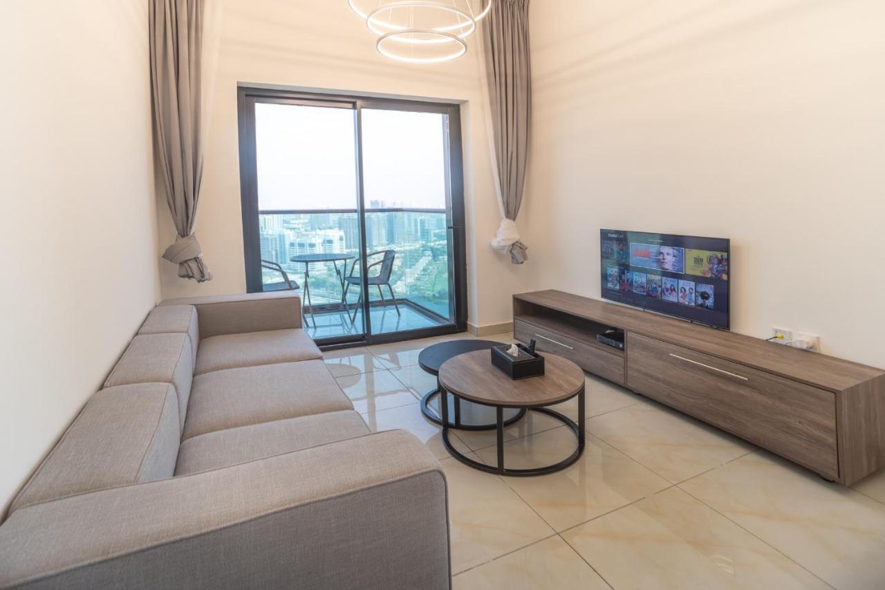 Sky View Tower Apartments Dubái Exterior foto