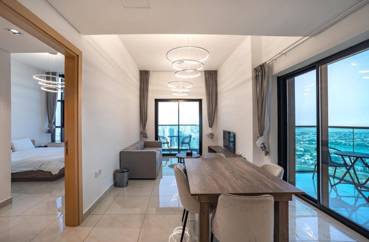 Sky View Tower Apartments Dubái Exterior foto